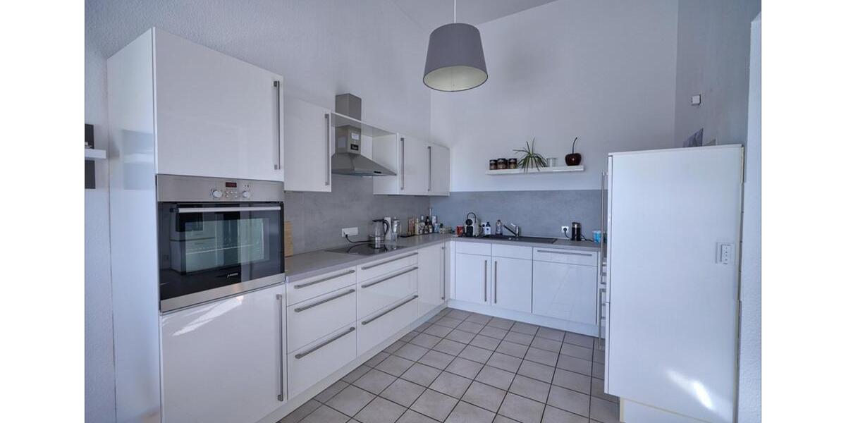Dachgeschoßwohnung Wiehl - 2 Zimmer, 82 m&sup2;, 1.000&euro; | Angebot:26618868