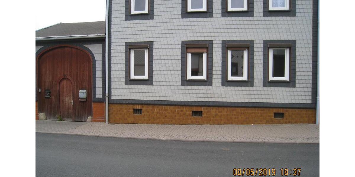 Etagenwohnung Ohrdruf - 2 Zimmer, 55 m&sup2;, 450&euro; | Angebot:25972176