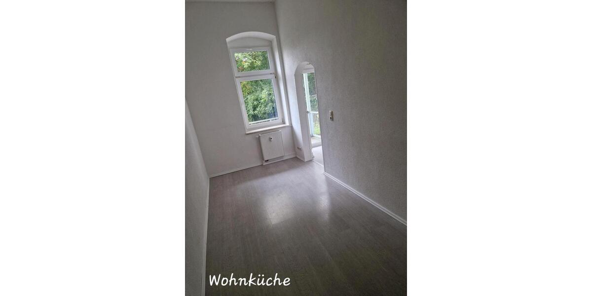 Erdgeschoßwohnung Döbeln - 2.5 Zimmer, 65 m&sup2;, 580&euro; | Angebot:23022352