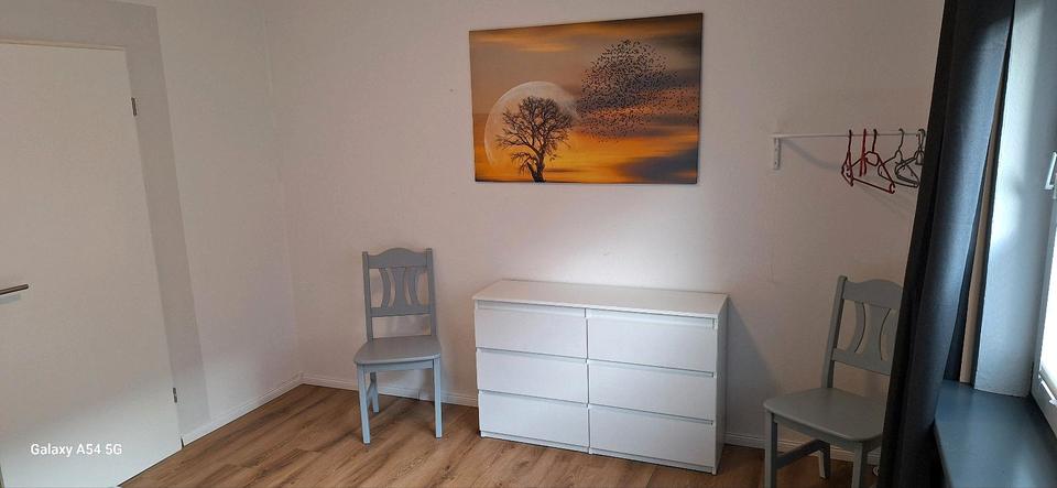 Erdgeschoßwohnung Norden - 5 Zimmer, 102 m&sup2;, 1.290&euro; | Angebot:24614351