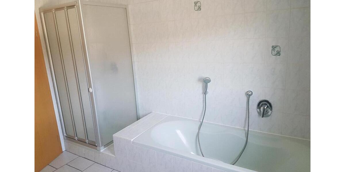 Dachgeschoßwohnung Walderbach - 4 Zimmer, 120 m&sup2;, 750&euro; | Angebot:26706098