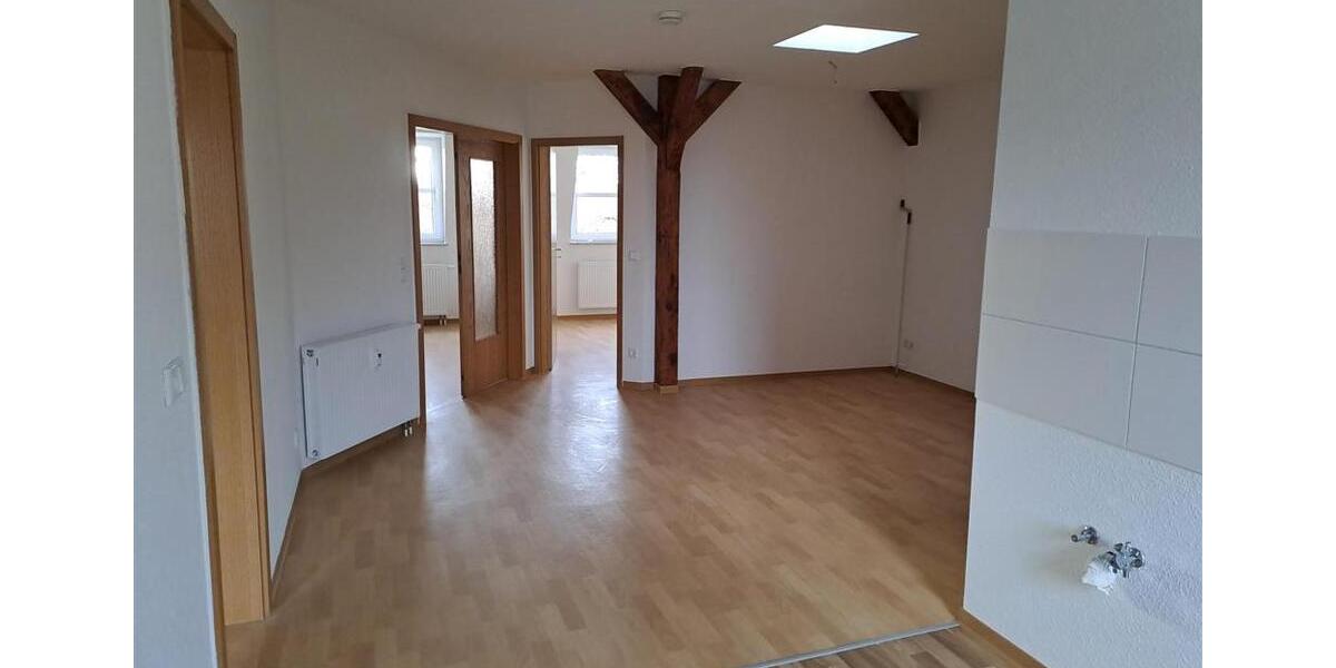 Dachgeschoßwohnung Bitterfeld-Wolfen Bitterfeld - 4 Zimmer, 82 m&sup2;, 575&euro; | Angebot:25991443