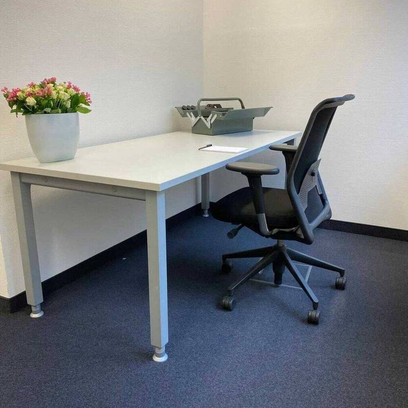 ARBEITSUMGEBUNG MIT ALLEN ANNEHMLICHKEITEN - All-in-Miete