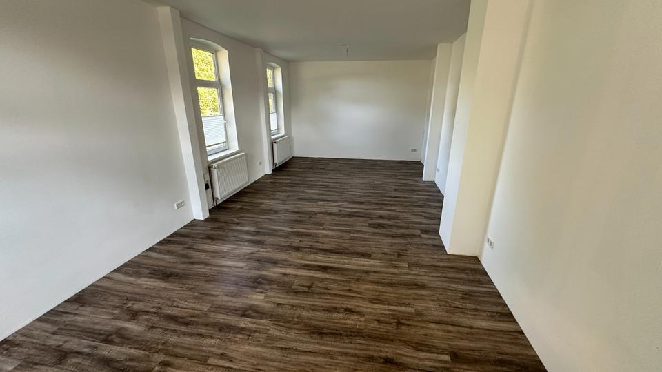 105 m² Wohnung 3 Zimmer + Küche + Bad + HWR in Neuenwalde zimmer
