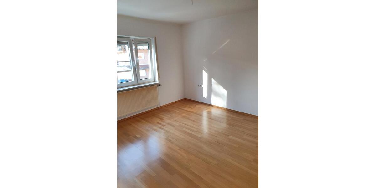 Etagenwohnung Queidersbach - 2 Zimmer, 62 m&sup2;, 800&euro; | Angebot:26024378
