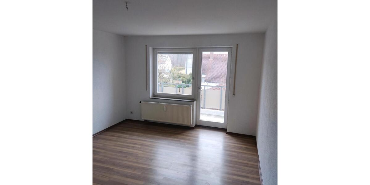 Dachgeschoßwohnung Amstetten - 1 Zimmer, 74 m&sup2;, 900&euro; | Angebot:24109256