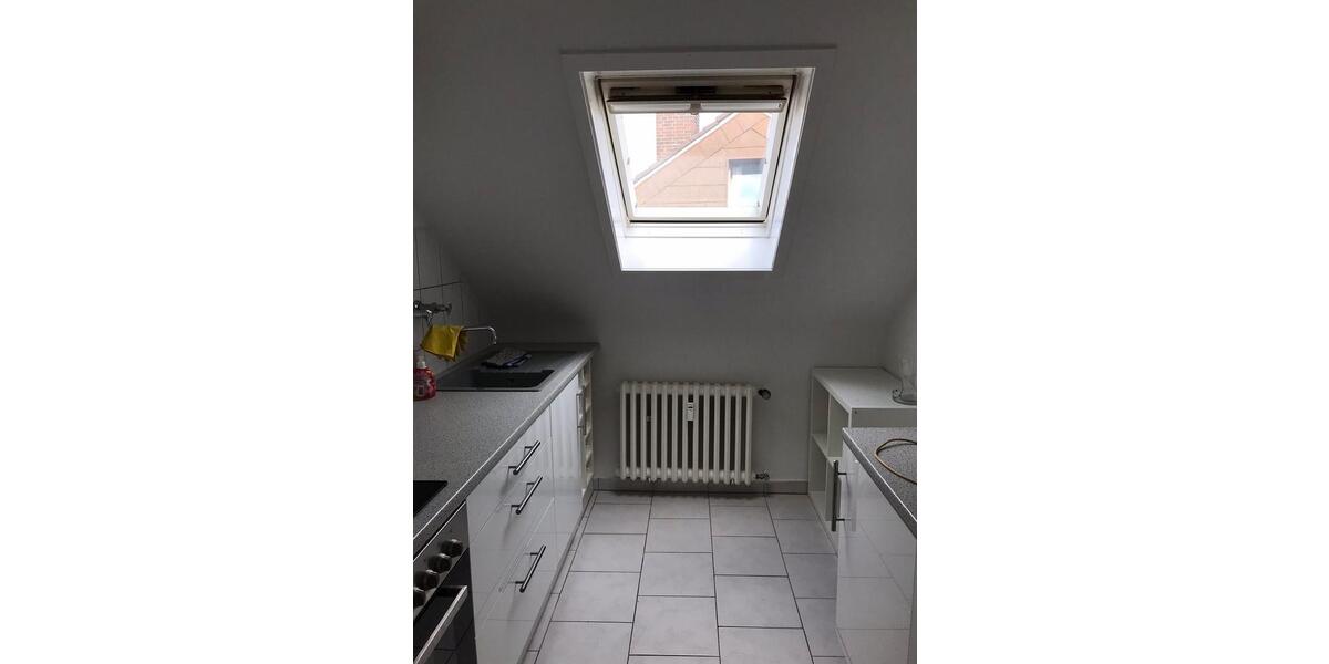 Dachgeschoßwohnung Heiligenhaus - 2 Zimmer, 48 m&sup2;, 350&euro; | Angebot:24827996