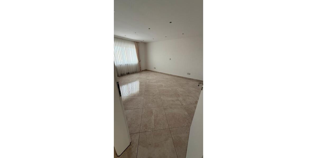 Etagenwohnung Pohlheim - 3 Zimmer, 85 m&sup2;, 1.000&euro; | Angebot:26552778
