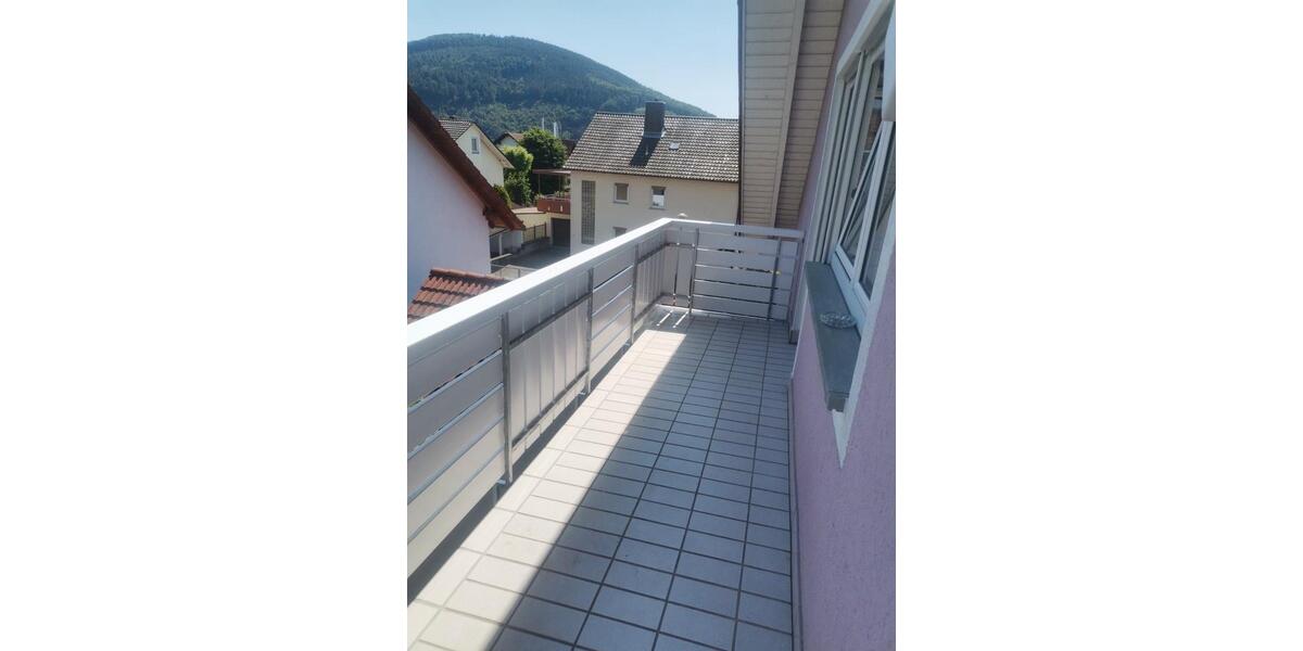 Dachgeschoßwohnung Miltenberg - 2 Zimmer, 50 m&sup2;, 530&euro; | Angebot:26682589