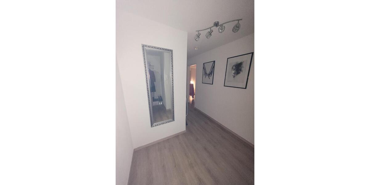 Dachgeschoßwohnung Villingen-Schwenningen Schwenningen - 1 Zimmer, 60 m&sup2;, 550&euro; | Angebot:24956050