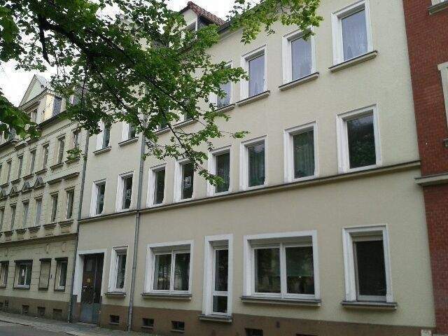 Etagenwohnung Riesa Gröba - 2 Zimmer, 64 m&sup2;, 356&euro; | Angebot:25688440