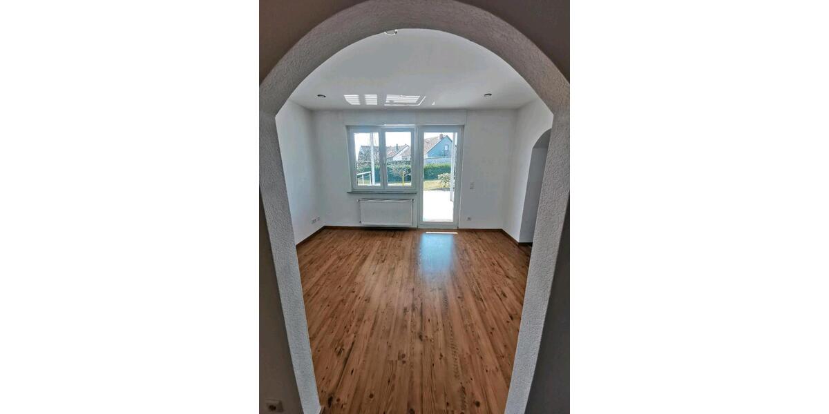 Erdgeschoßwohnung Heusweiler - 3.5 Zimmer, 83 m&sup2;, 799&euro; | Angebot:26190047