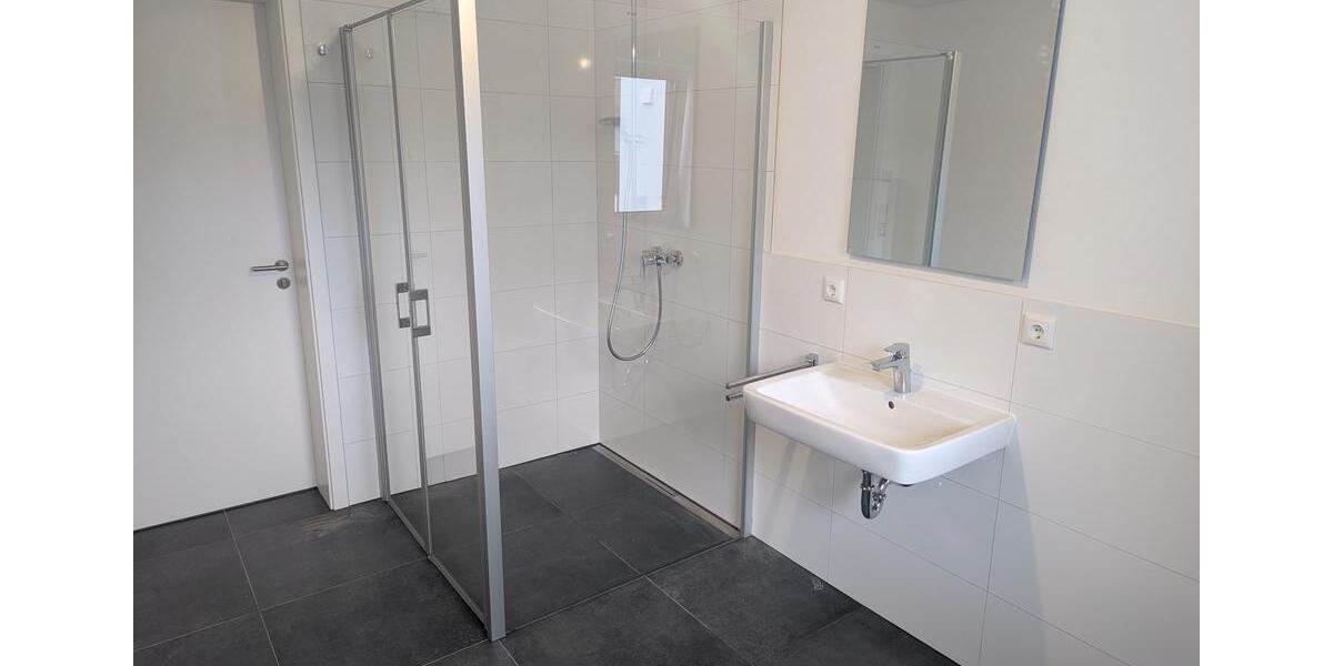 Etagenwohnung Mitterfels - 2 Zimmer, 79 m&sup2;, 950&euro; | Angebot:25148705