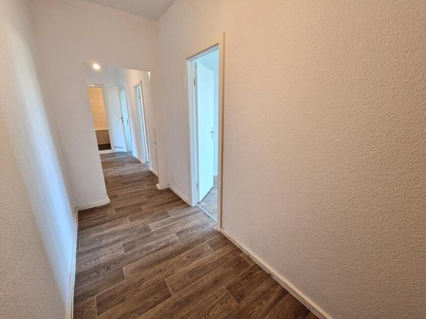 4-Zimmer-Wohnung im 4. Obergeschoss zu vermieten