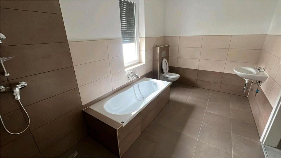 Etagenwohnung Hiddenhausen - 3 Zimmer, 98 m&sup2;, 1.125&euro; | Angebot:26620029