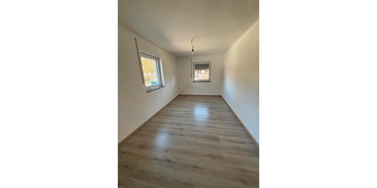 Doppelhaushälfte Wolfratshausen - 5 Zimmer, 152 m&sup2;, 2.670&euro; | Angebot:26373025