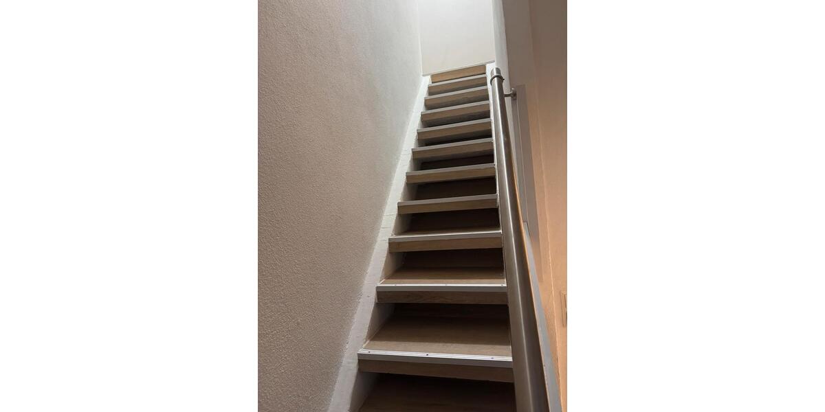 Dachgeschoßwohnung Zimmern ob Rottweil - 2 Zimmer, 50 m&sup2;, 600&euro; | Angebot:26415086