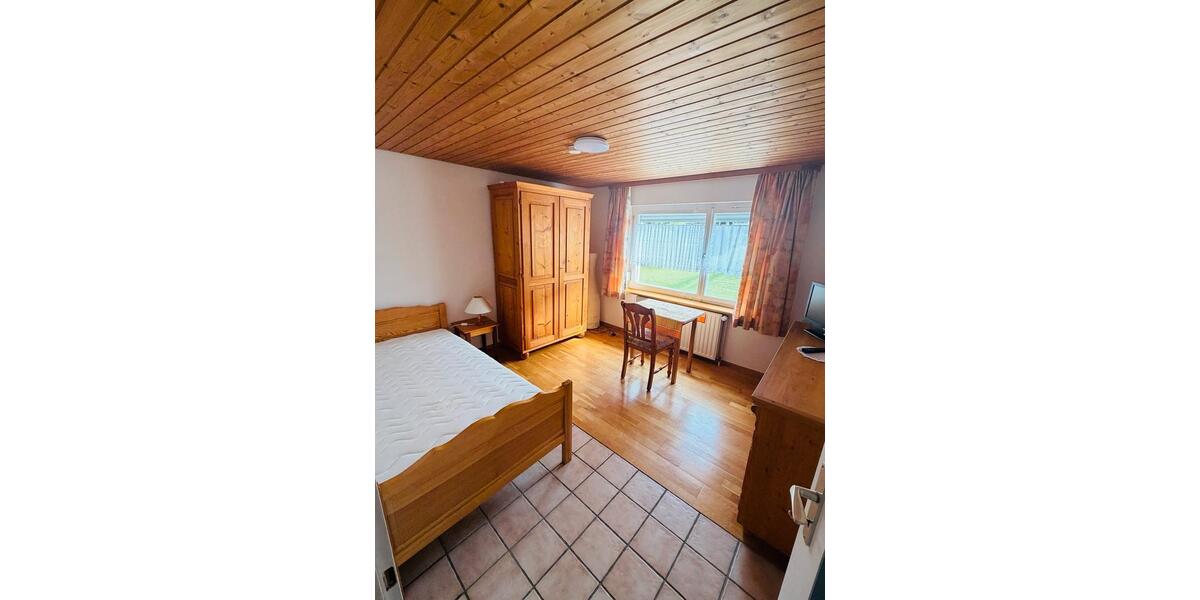 Dachgeschoßwohnung Immendingen - 3 Zimmer, 90 m&sup2;, 1.100&euro; | Angebot:26563732