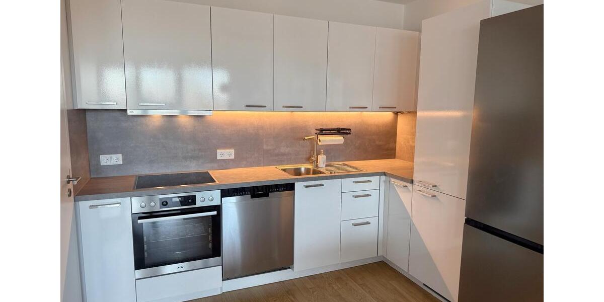 Etagenwohnung Schönefeld - 3 Zimmer, 79 m&sup2;, 1.680&euro; | Angebot:26639732