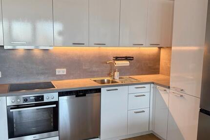 Wohnung Schönefeld - 3 Zimmer, 79 m&sup2;, 1.680&euro; | Angebot:26639732