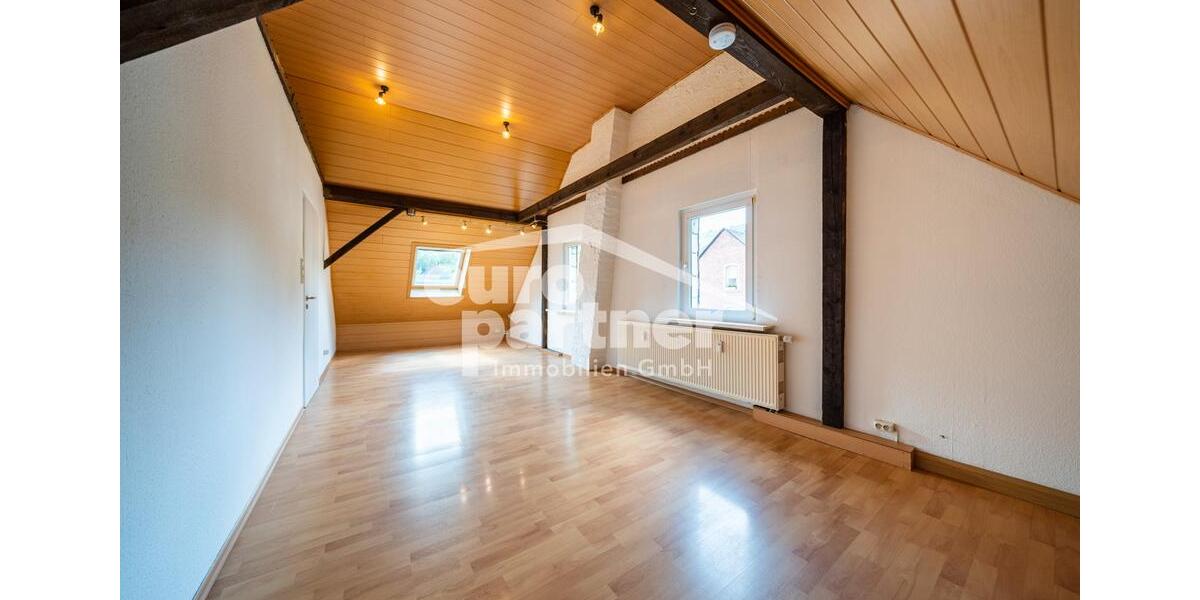 Dachgeschoßwohnung Idar-Oberstein Oberstein - 4 Zimmer, 96 m&sup2;, 550&euro; | Angebot:25017531