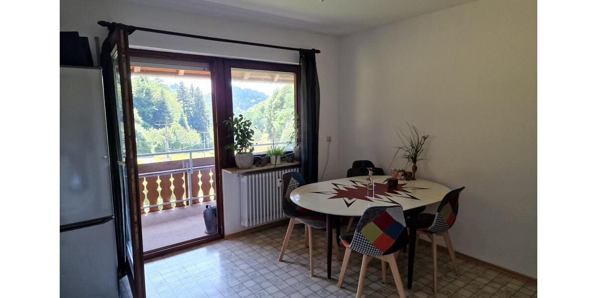 Etagenwohnung Gengenbach - 3 Zimmer, 93 m&sup2;, 630&euro; | Angebot:25045546