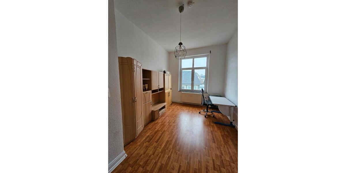 Etagenwohnung Solingen Wald - 3 Zimmer, 80 m&sup2;, 940&euro; | Angebot:24966156