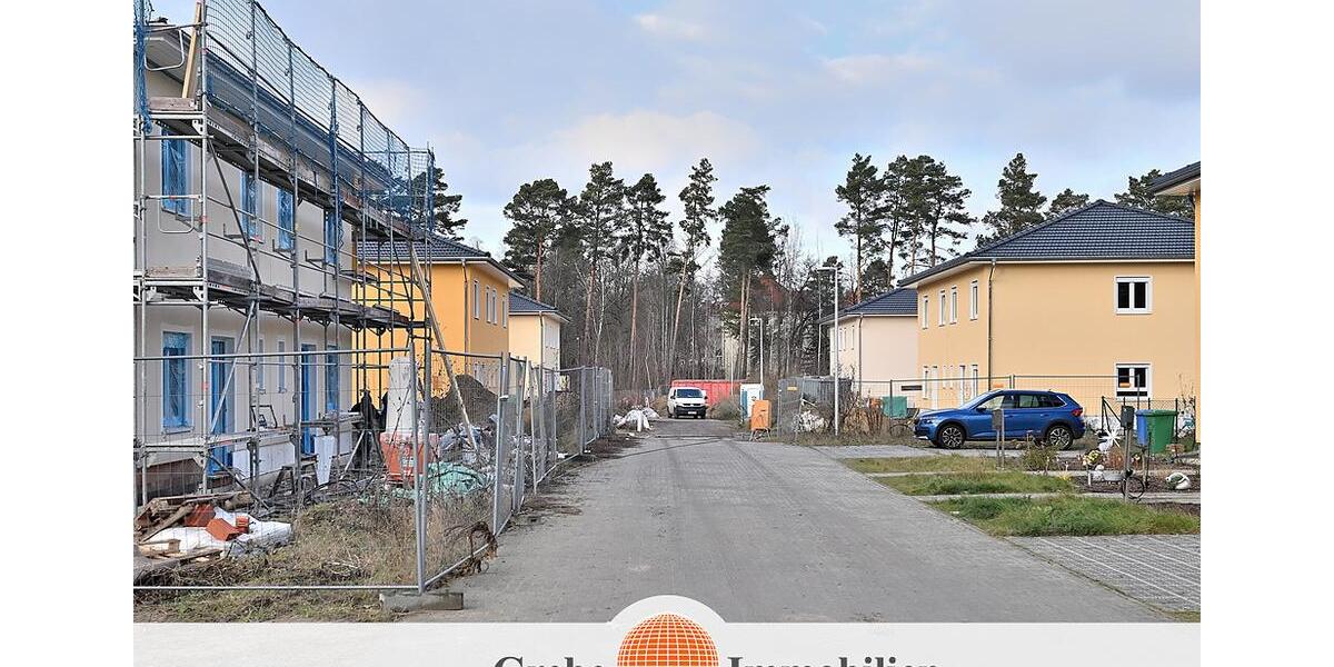 Doppelhaushälfte Zossen - 5 Zimmer, 123 m&sup2;, 1.750&euro; | Angebot:25342551