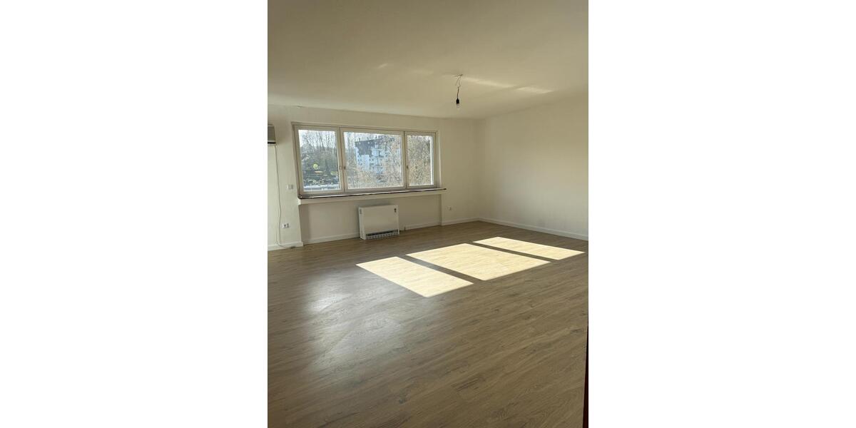 Etagenwohnung Iserlohn - 3.5 Zimmer, 95 m&sup2;, 800&euro; | Angebot:26626196