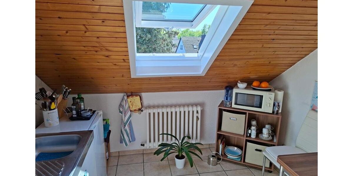 Dachgeschoßwohnung Bergisch Gladbach - 2 Zimmer, 58 m&sup2;, 1.030&euro; | Angebot:26313867