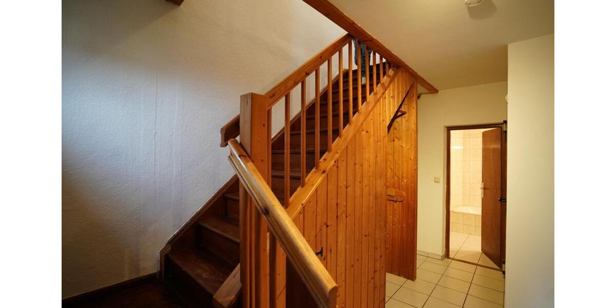 Maisonette-Wohnung Doppelhaushälfte 4 zimmer