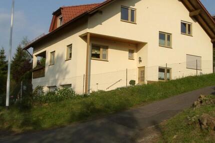 Wohnung Gedern - 4 Zimmer, 107 m&sup2;, 699&euro; | Angebot:25864750