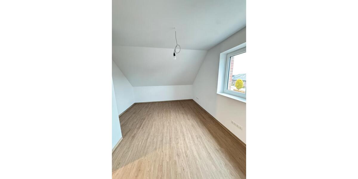 Doppelhaushälfte Lorup - 6 Zimmer, 95 m&sup2;, 885&euro; | Angebot:26379705