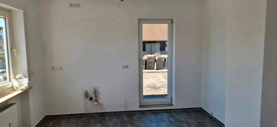 Etagenwohnung Garching an der Alz - 3.5 Zimmer, 150 m&sup2;, 1.300&euro; | Angebot:26448816