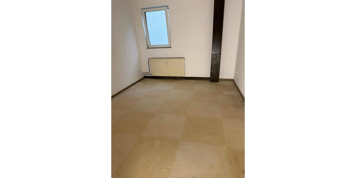 Etagenwohnung Frielendorf - 5 Zimmer, 115 m&sup2;, 900&euro; | Angebot:26479823