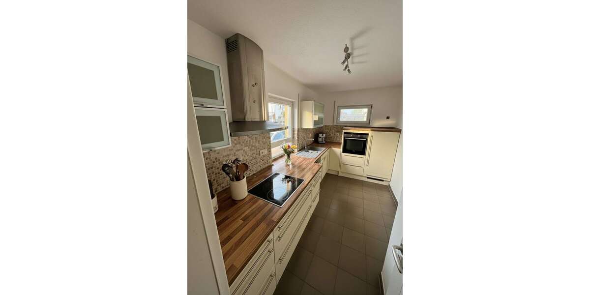 Einfamilienhaus Baiersdorf - 5 Zimmer, 112 m&sup2;, 1.600&euro; | Angebot:27031135