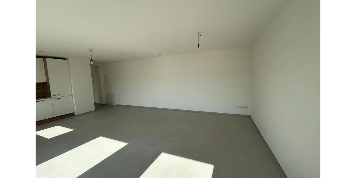 Erdgeschoßwohnung Ammerndorf - 2 Zimmer, 68 m&sup2;, 850&euro; | Angebot:25764415