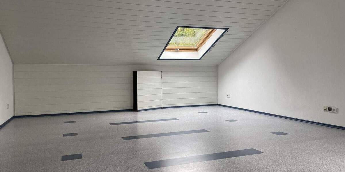 Etagenwohnung Oberderdingen Flehingen - 3 Zimmer, 120 m&sup2;, 1.100&euro; | Angebot:24780814