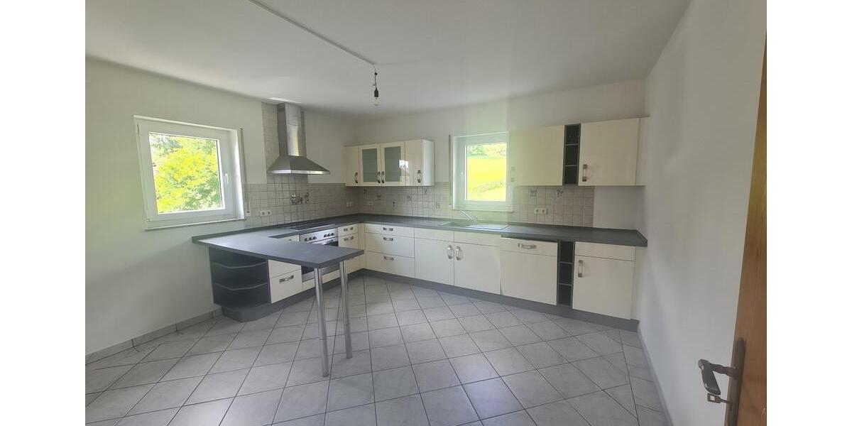 Etagenwohnung Hünfelden - 3 Zimmer, 85 m&sup2;, 675&euro; | Angebot:25656956