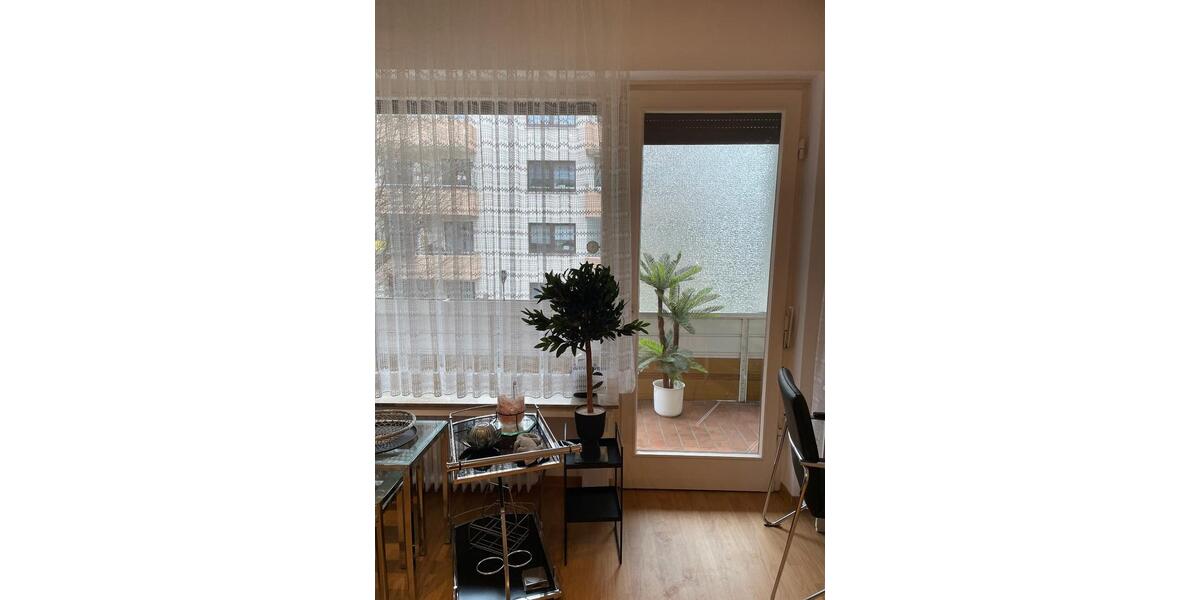 Etagenwohnung Bad Pyrmont - 1 Zimmer, 46 m&sup2;, 500&euro; | Angebot:25396021
