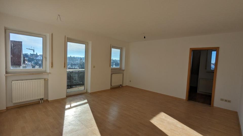 Zentrale 4-Zimmer-Wohnung mit Balkon in Leipheim zimmer