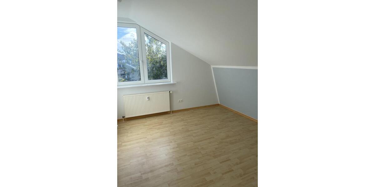 Dachgeschoßwohnung Trittau - 2 Zimmer, 55 m&sup2;, 850&euro; | Angebot:26698397