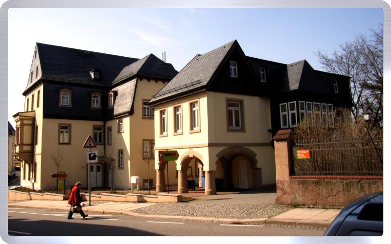 Etagenwohnung Limbach-Oberfrohna Oberfrohna - 2 Zimmer, 76 m&sup2;, 500&euro; | Angebot:26385618