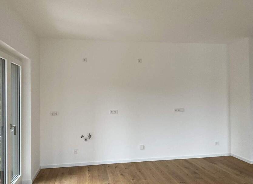 Achtung nur mit WBS!! Neubauwohnung mit Loggia, guter Schnitt, Parkett, Tageslichtbad, Aufzug 3 zimmer