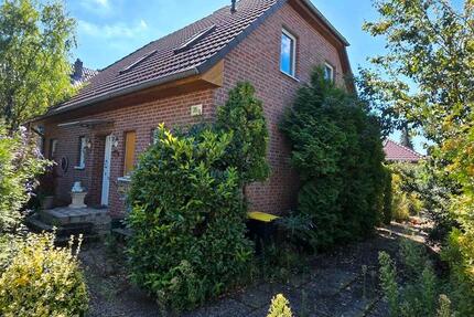 Haus zur Miete in Berlin-Spandau 5 zimmer