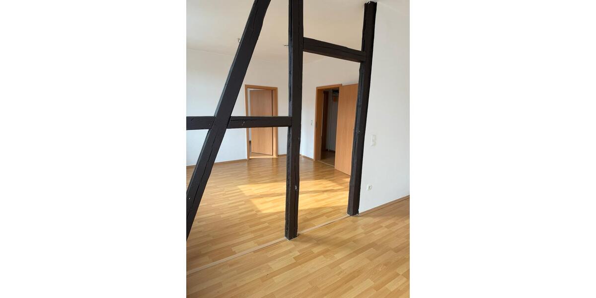Etagenwohnung Eisenach - 1 Zimmer, 60 m&sup2;, 400&euro; | Angebot:26457855