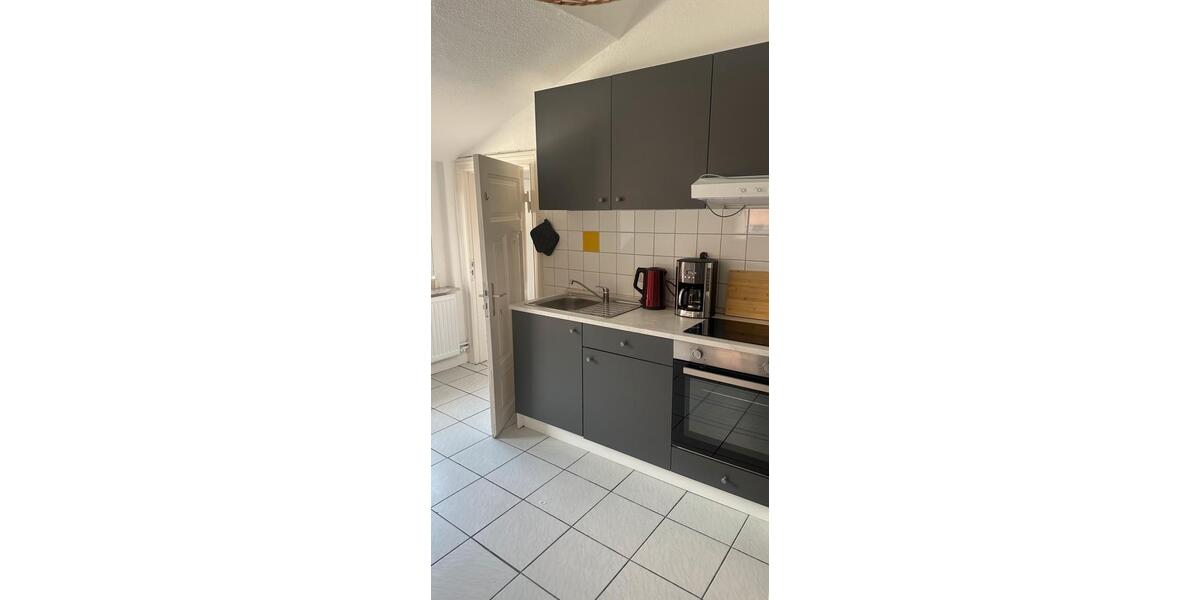 Etagenwohnung Lübeck Innenstadt - 3 Zimmer, 90 m&sup2;, 1.650&euro; | Angebot:25875535