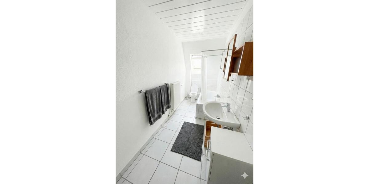 Dachgeschoßwohnung Osnabrück Wüste - 3.5 Zimmer, 99 m&sup2;, 970&euro; | Angebot:25232446