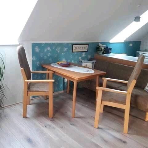 Wohnen auf Zeit Hirschau - 2 Zimmer, 70 m&sup2;, 65&euro; | Angebot:25993182