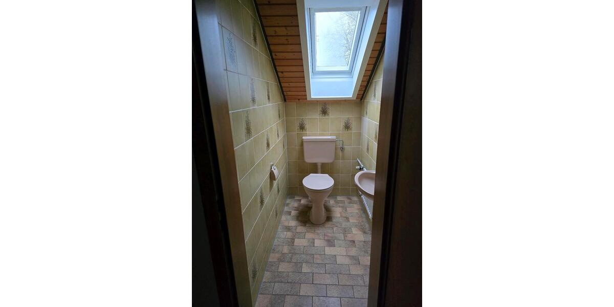 Dachgeschoßwohnung Geislingen an der Steige - 4.5 Zimmer, 100 m&sup2;, 1.050&euro; | Angebot:24772621